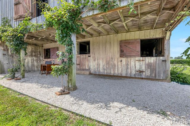 6036 Black Walnut Road, St Charles, MO 63301