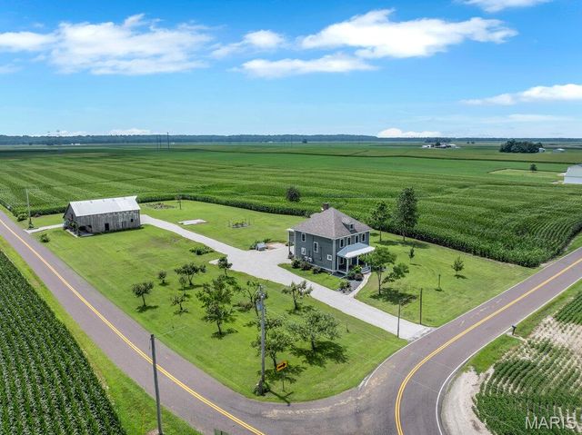 6036 Black Walnut Road, St Charles, MO 63301