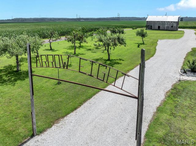 6036 Black Walnut Road, St Charles, MO 63301