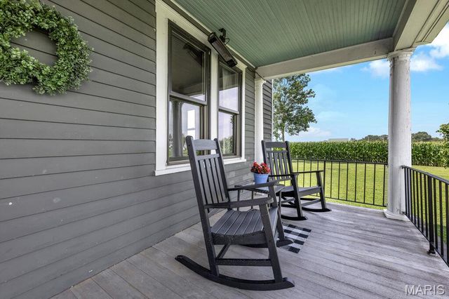 6036 Black Walnut Road, St Charles, MO 63301