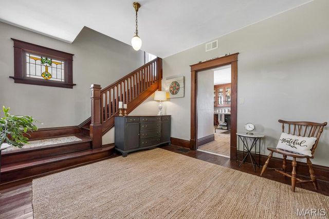6036 Black Walnut Road, St Charles, MO 63301