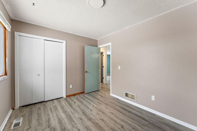 11332 Ibis Street NW, Coon Rapids, MN 55433