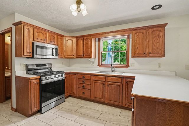 58674 Baugo Crossing, Elkhart, IN 46517