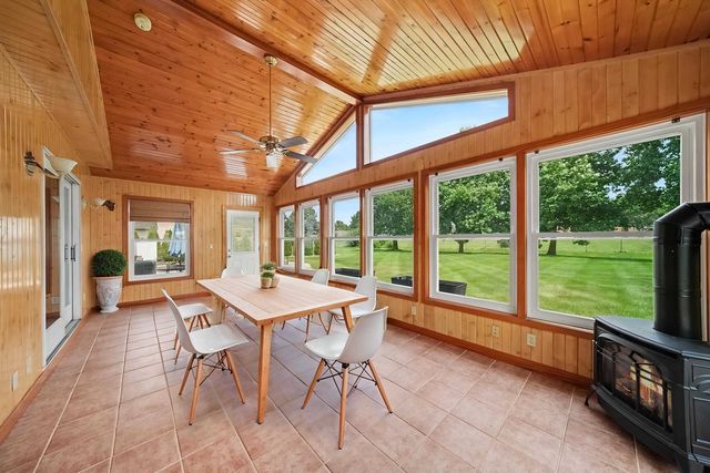 58674 Baugo Crossing, Elkhart, IN 46517