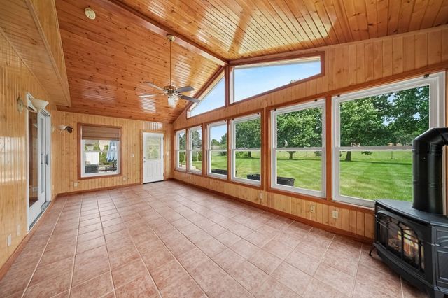 58674 Baugo Crossing, Elkhart, IN 46517