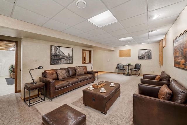 58674 Baugo Crossing, Elkhart, IN 46517