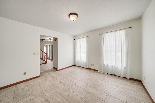 58674 Baugo Crossing, Elkhart, IN 46517