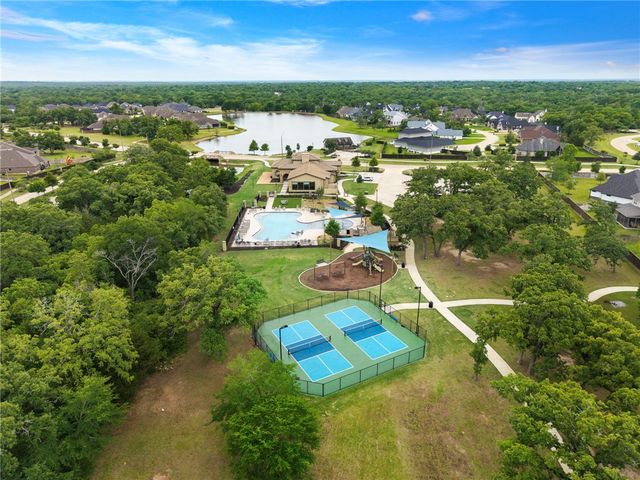 1725 Hidalgo Pass Court, College Station, TX 77845