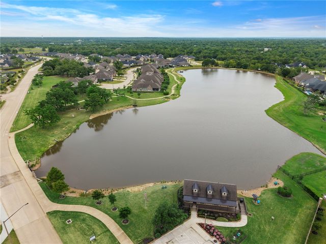 1725 Hidalgo Pass Court, College Station, TX 77845