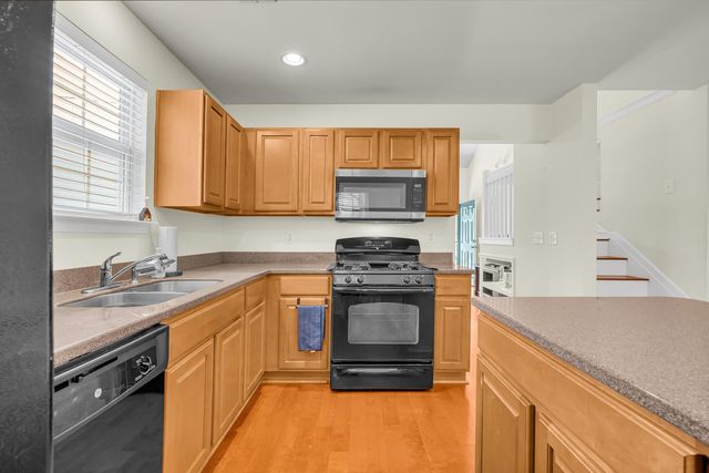 3000 Poplar Grove Place, Summerville, SC 29483