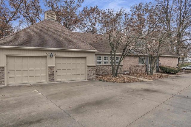 1428 Carrington Street, Janesville, WI 53545