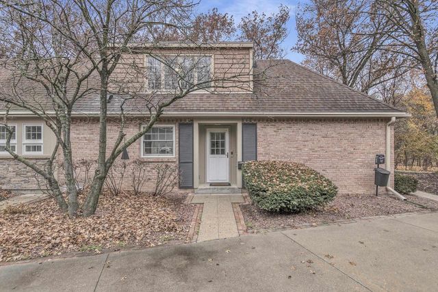 1428 Carrington Street, Janesville, WI 53545