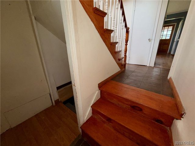 5945 Ward Road, Lewiston, NY 14132