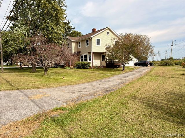 5945 Ward Road, Lewiston, NY 14132