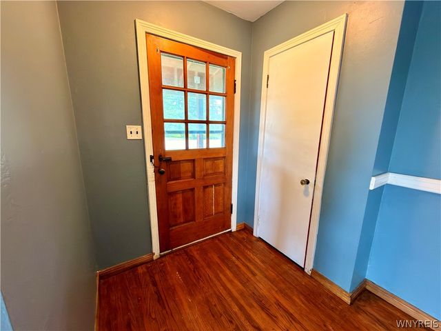 5945 Ward Road, Lewiston, NY 14132