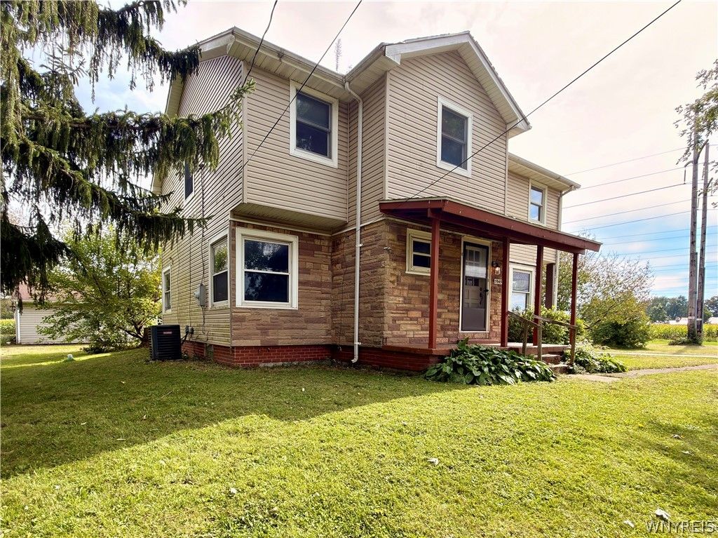 5945 Ward Road, Lewiston, NY 14132