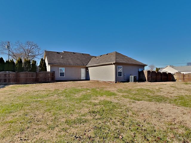 901 Laramie Ct, Murfreesboro, TN 37128