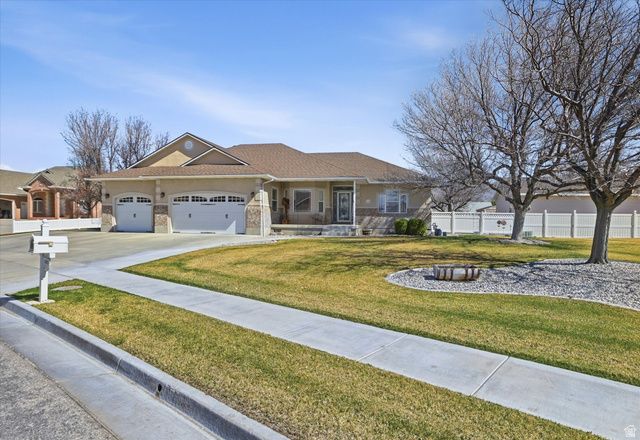 645 S 200 W, Garland, UT 84312