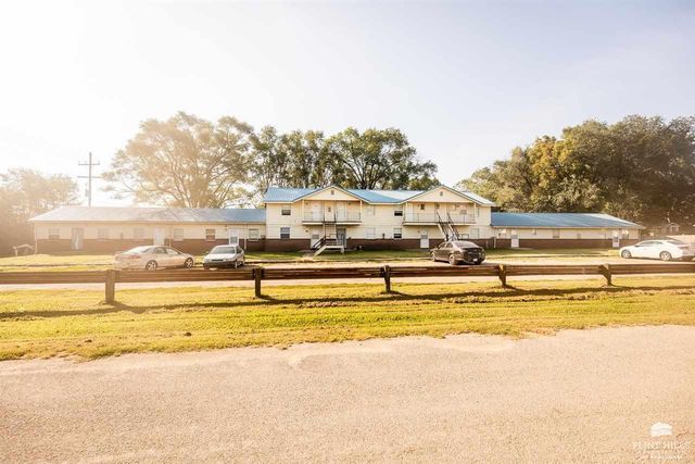 104 10th Street, Ogden, KS 66517