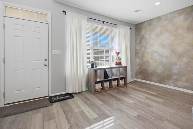 11834 Broadway, Crown Point, IN 46307