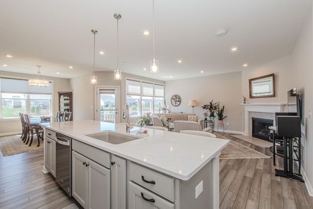 3380 Roslyn Drive, Ypsilanti, MI 48197