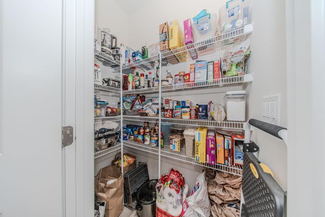 3380 Roslyn Drive, Ypsilanti, MI 48197