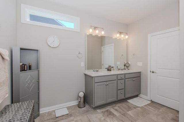 3380 Roslyn Drive, Ypsilanti, MI 48197