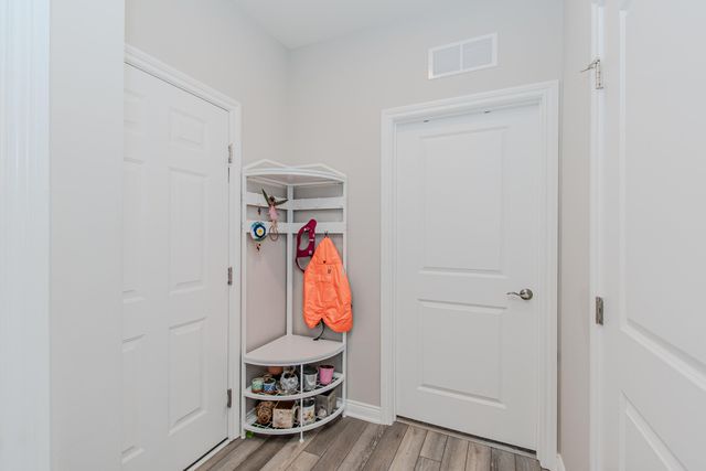 3380 Roslyn Drive, Ypsilanti, MI 48197