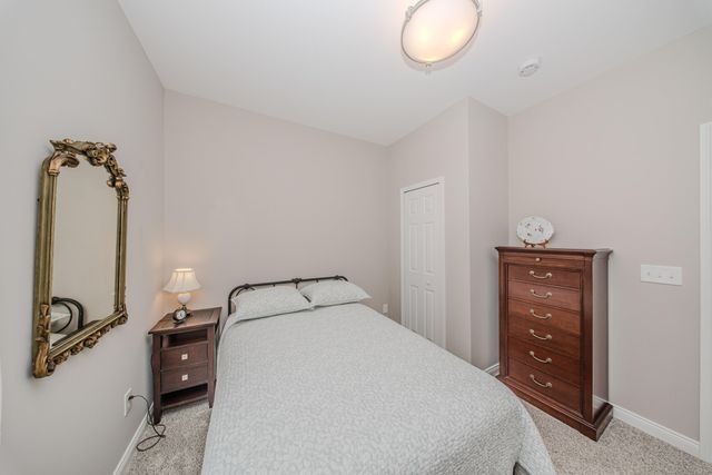 3380 Roslyn Drive, Ypsilanti, MI 48197