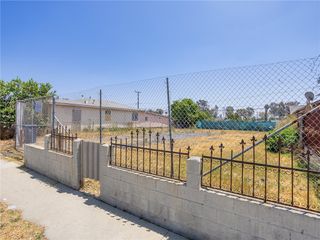 13120 S Main Street, Los Angeles, CA 90061