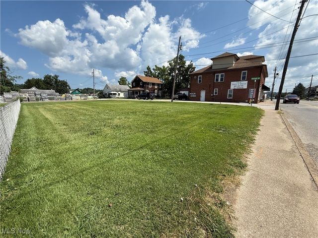 1819 7th Street, Parkersburg, WV 26101