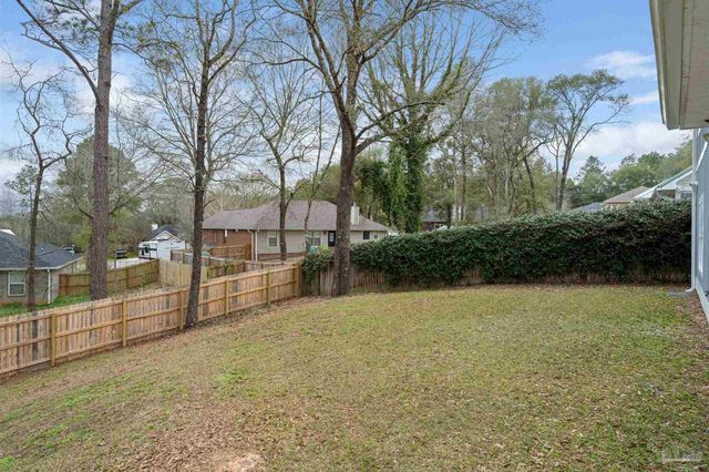 4446 Old Antioch Rd, Crestview, FL 32536