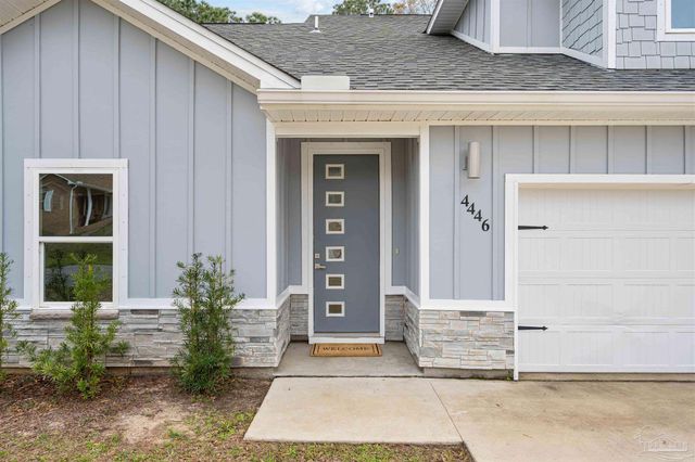 4446 Old Antioch Rd, Crestview, FL 32536