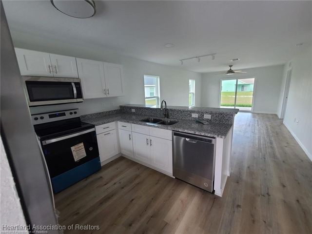 6950 San Benito Drive, Sebring, FL 33872