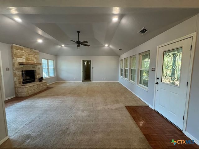 14425 S Fort Hood Street, Killeen, TX 76542