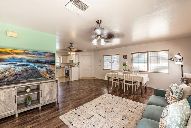 87-1980 Pakeke Street T-94, Waianae, HI 96792