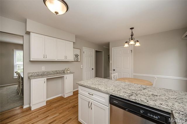 349 Nantucket Drive, Ballwin, MO 63011