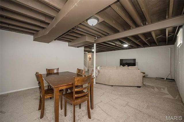 349 Nantucket Drive, Ballwin, MO 63011