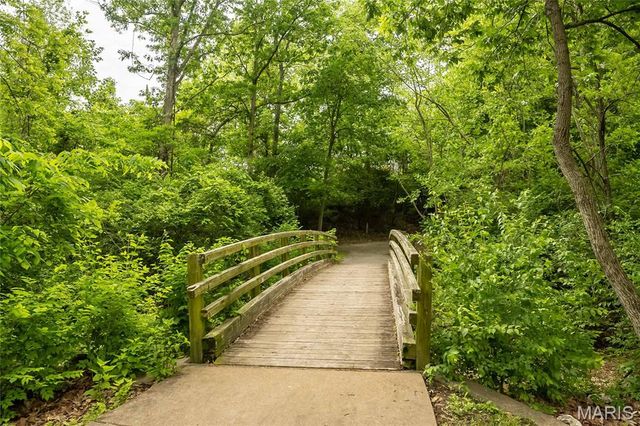 349 Nantucket Drive, Ballwin, MO 63011
