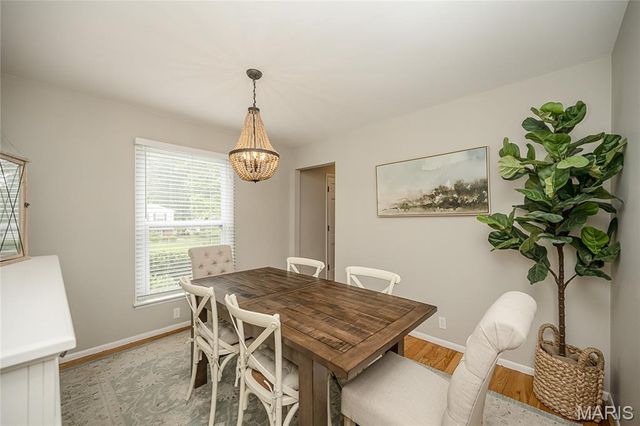 349 Nantucket Drive, Ballwin, MO 63011