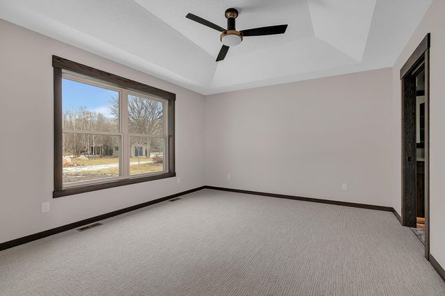 611 Brookwood Lane, Saint Cloud, MN 56303