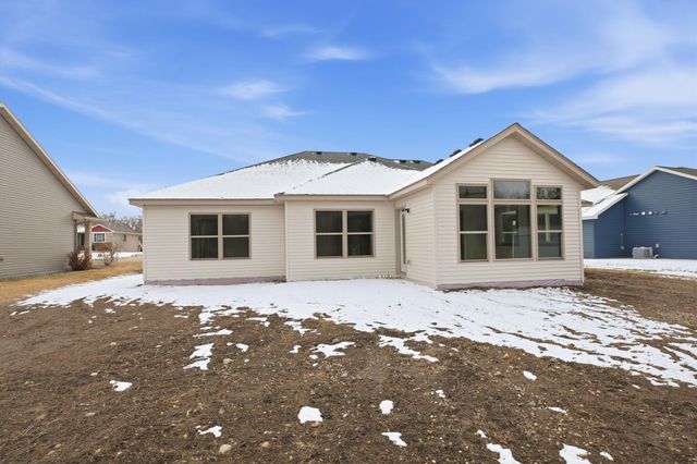 611 Brookwood Lane, Saint Cloud, MN 56303