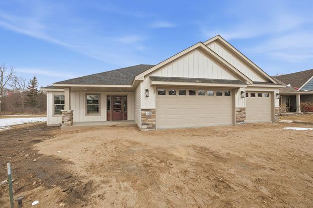 611 Brookwood Lane, Saint Cloud, MN 56303