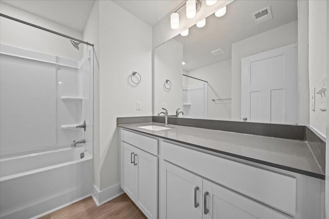 526 W Norvell Court, Spartanburg, SC 29307