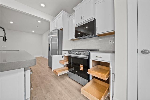 526 W Norvell Court, Spartanburg, SC 29307