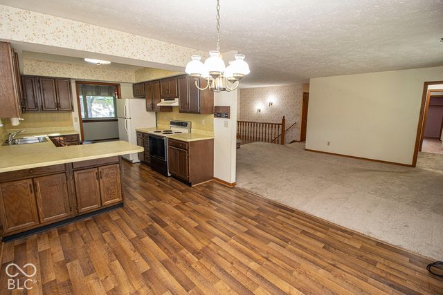 9015 E 256th, Arcadia, IN 46030