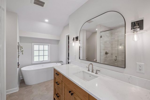 2019 Bayard Avenue, Saint Paul, MN 55116