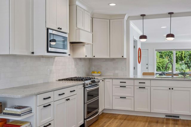 2019 Bayard Avenue, Saint Paul, MN 55116