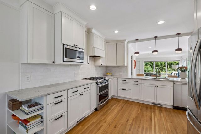 2019 Bayard Avenue, Saint Paul, MN 55116