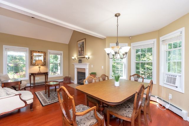 131 Old Westminster Rd, Hubbardston, MA 01452